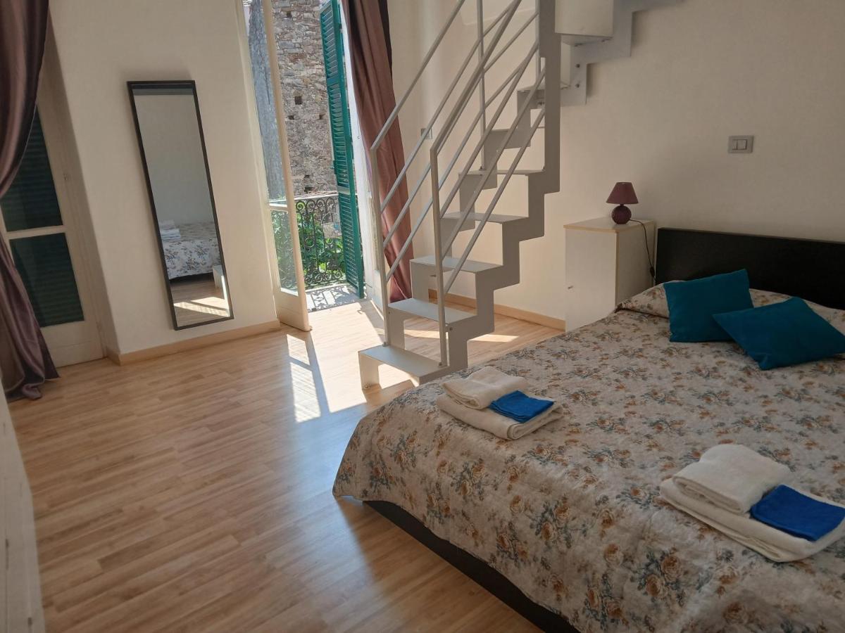 La Casetta Di Giulia Dolceacqua Exterior foto